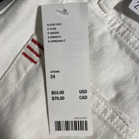 Urban Outfitters BDG Size 24 90s Denim Shorts Cream High Rise Cotton Button Fly - Picture 10 of 11